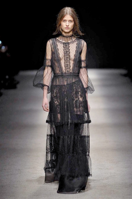 Ferretti-RF15-2482_oggetto_sfilata_430x620