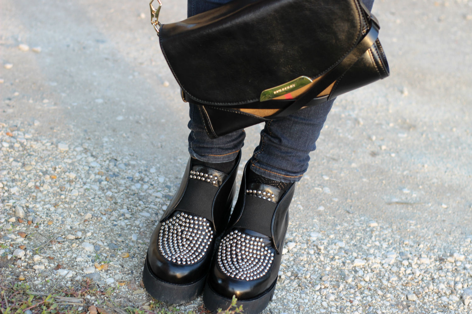 borsa burberry - platform shoes con dettaglio borchie sul davanti BHSHOES - made in italy