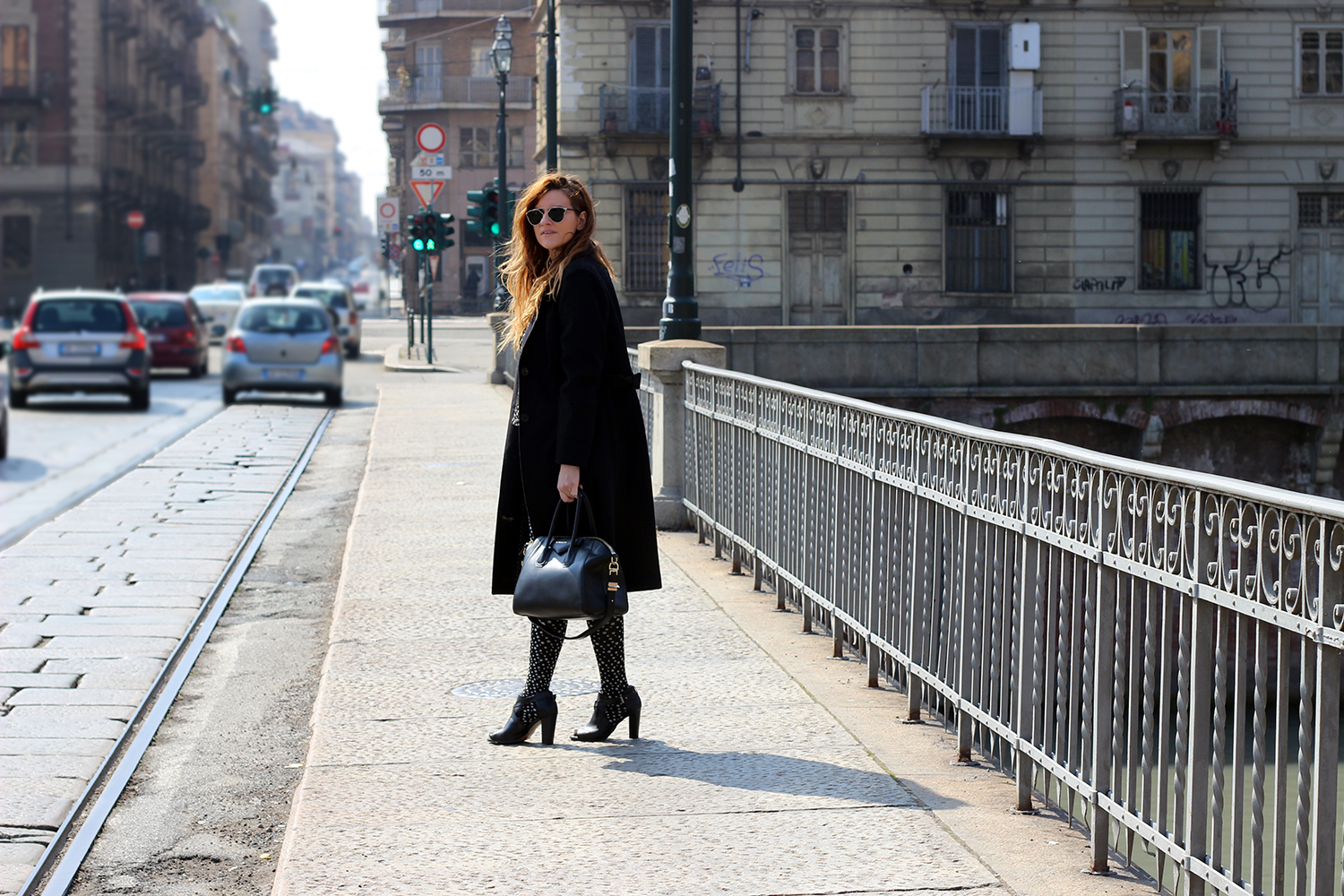 black long coat elisabetta bertolini fashion blog