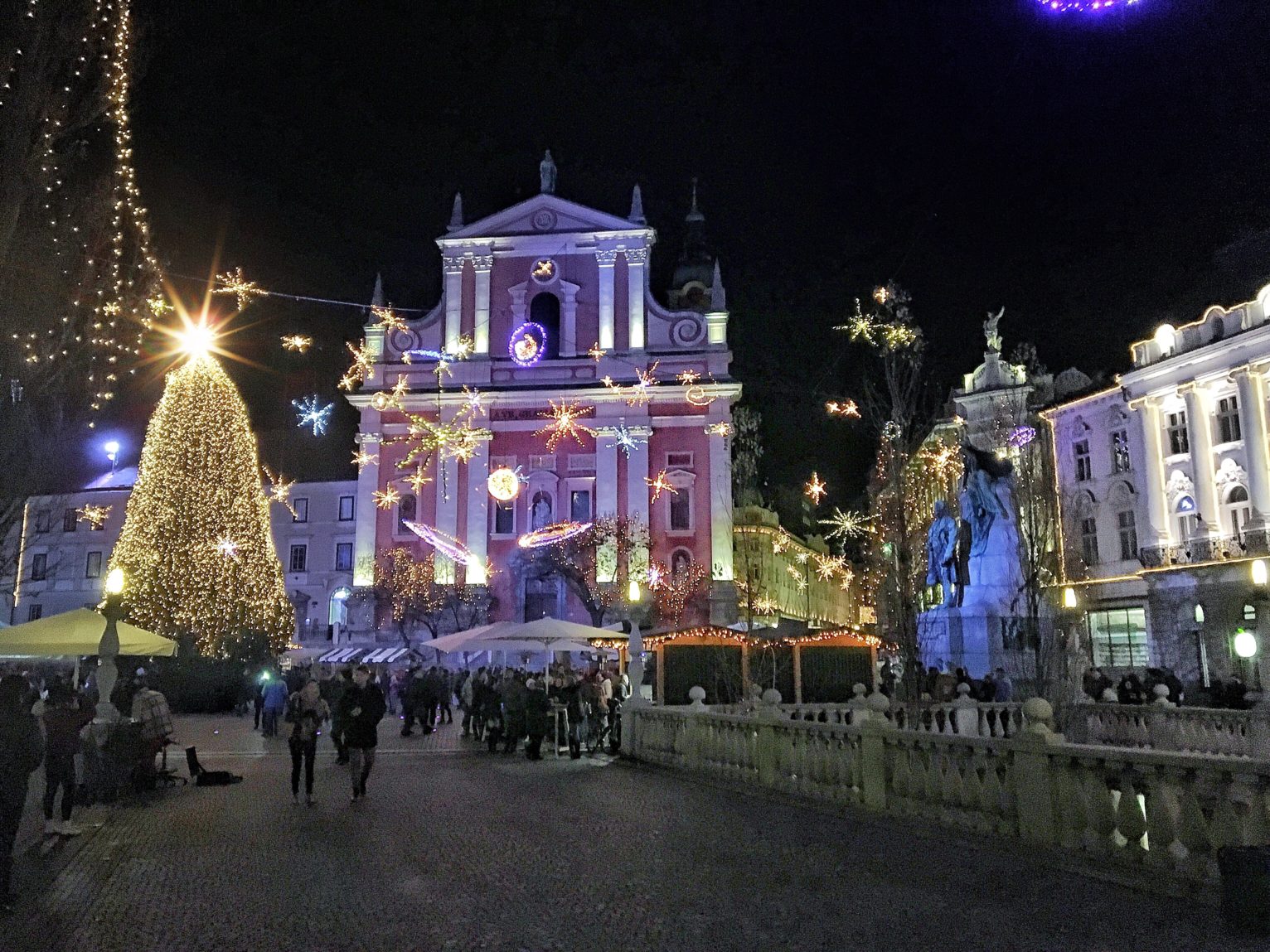 piazza Pogačarjev luminarie natale 2016