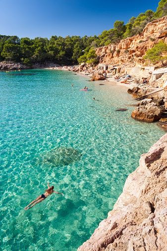 Ibiza mare vacanze estive 2017