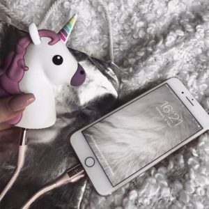 caricatore_unicorno_iphone