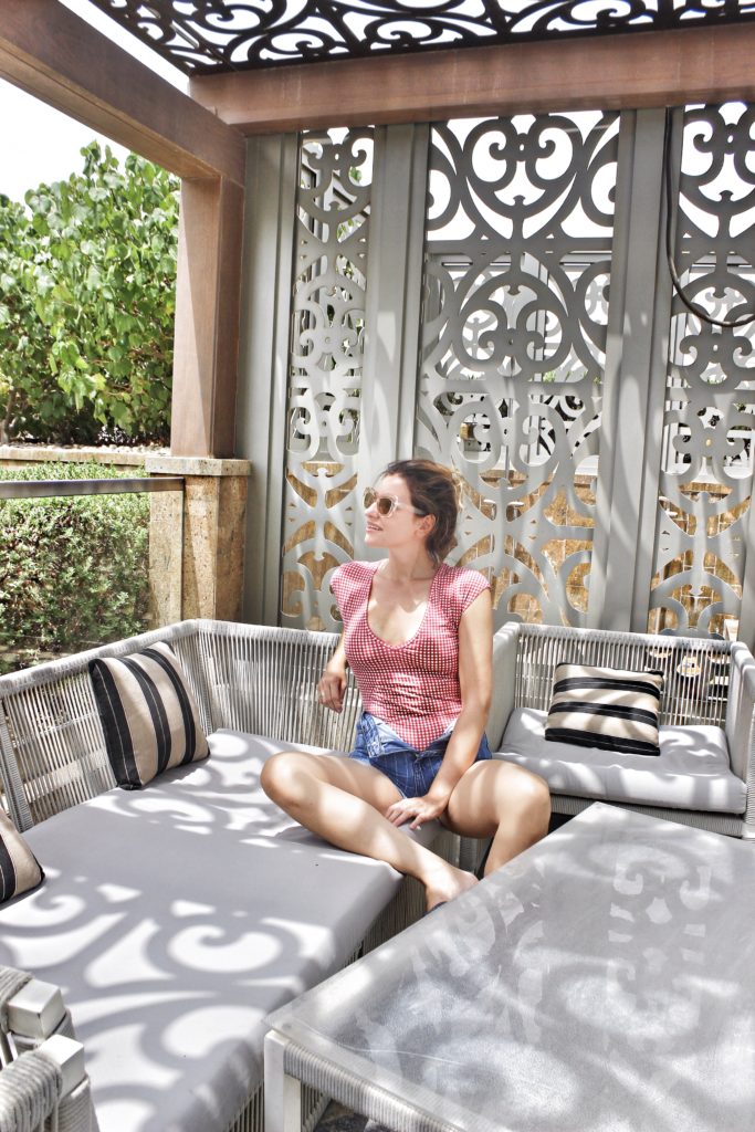 corner_st_regis_abu_dhabi