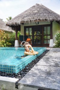 pool_villa_maldives