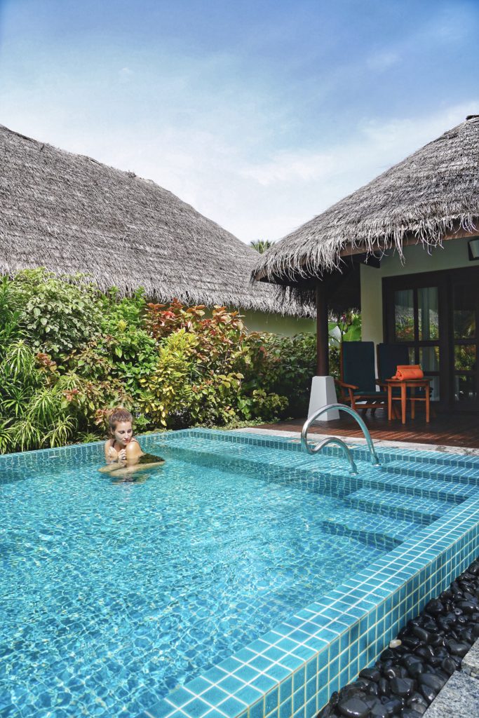 pool_villa_sheraton_maldives